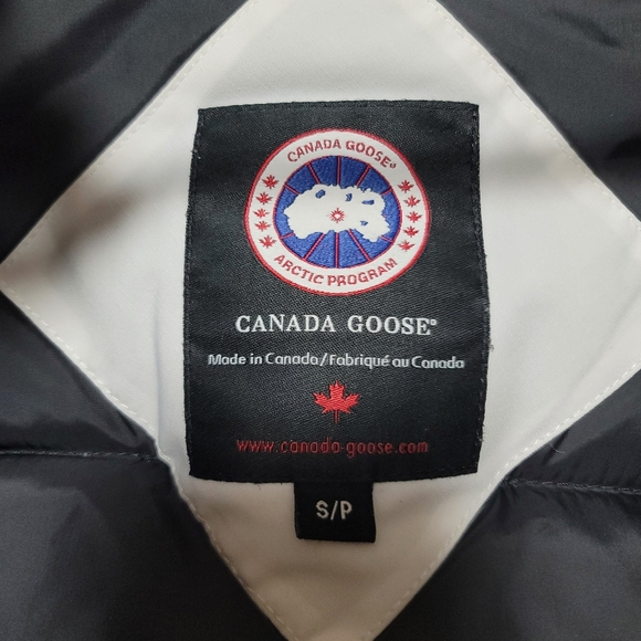 Women White Bomber size small - Picture 3 of 9